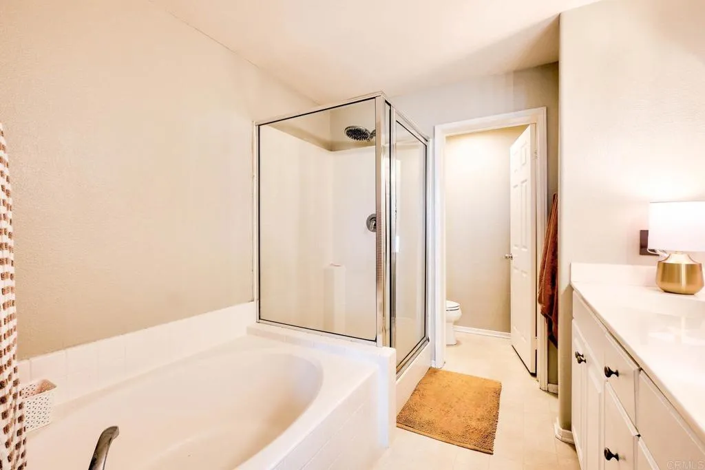 https://cdn.realtyfeed.com/cdn/127/306567265/97deeb95e475eee40b183b55cced8a46.webp