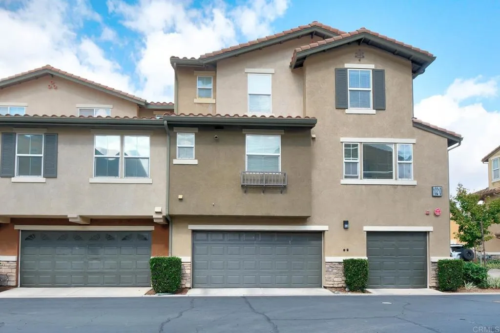 https://cdn.realtyfeed.com/cdn/127/306567265/b6c47e5fc56b367eb41fa229d5881885.webp