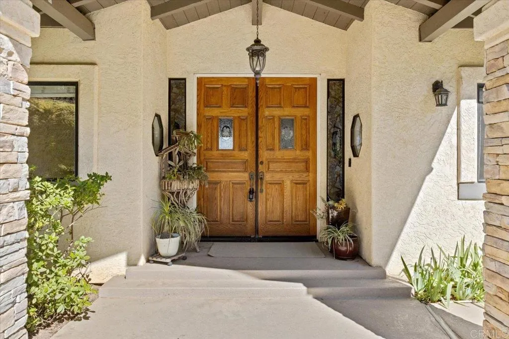 https://cdn.realtyfeed.com/cdn/127/306567283/1c3fc998046424484eaa3846f48ce8c9.webp