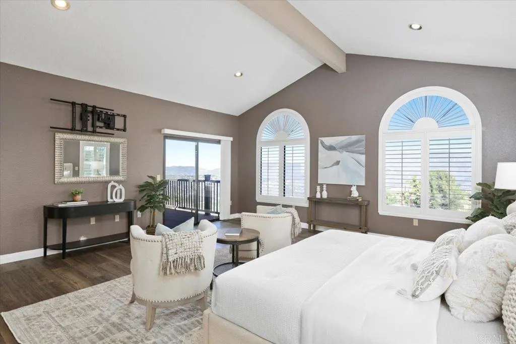 https://cdn.realtyfeed.com/cdn/127/306567283/705f841c91f143b8a319ca19a36a15c9.webp