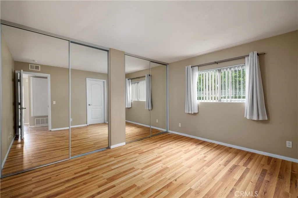 https://cdn.realtyfeed.com/cdn/127/306567354/23e8f810f2a3321b4728dc851cf8f62a.webp