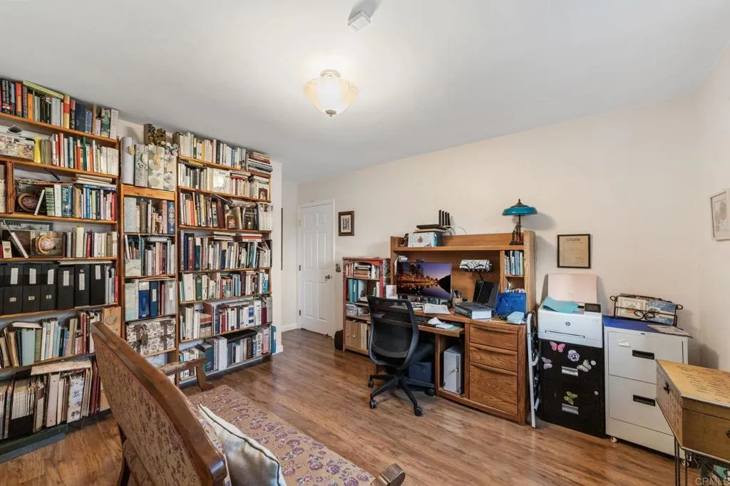 https://cdn.realtyfeed.com/cdn/127/306567355/e86e2535f5d2f2ba7f26eef40ae6b684.webp