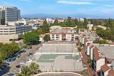 700 W 3rd Unit C206, Santa Ana, CA 92701 - Main photo, Santa Ana, CA