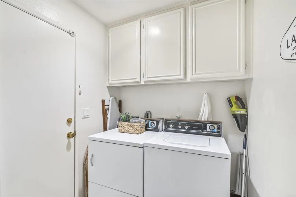 https://cdn.realtyfeed.com/cdn/127/306567371/1f8ecf4b37e2fd525dce4fa3ee8d9e35.webp