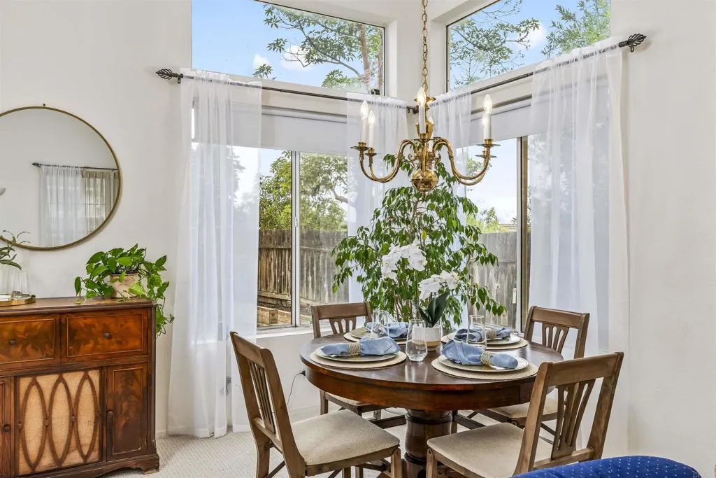 https://cdn.realtyfeed.com/cdn/127/306567371/9c0c187a97e33c0451b8a787950403ed.webp