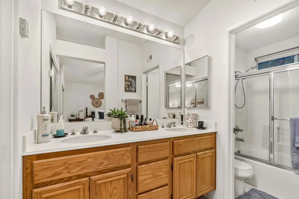 https://cdn.realtyfeed.com/cdn/127/306567371/cdc0b38ce055861be5be06dd22a89a42.webp