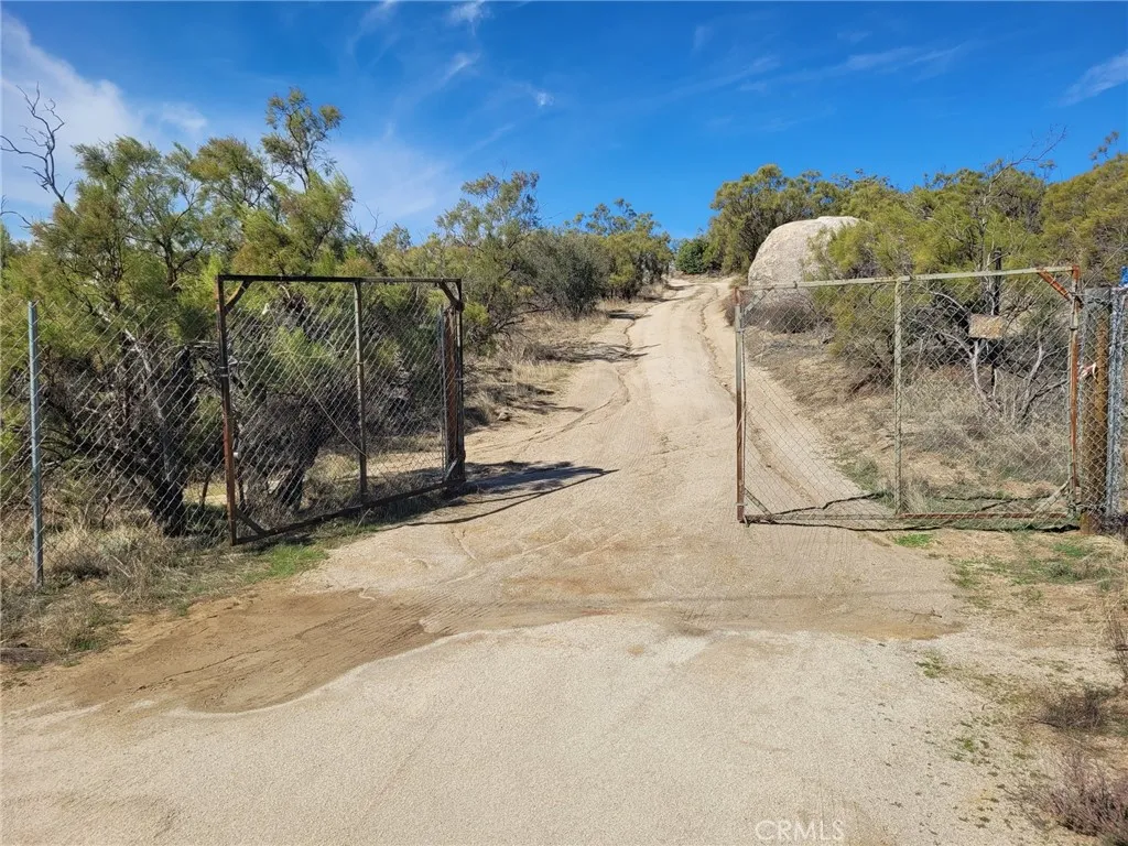 Aguanga, CA 92536