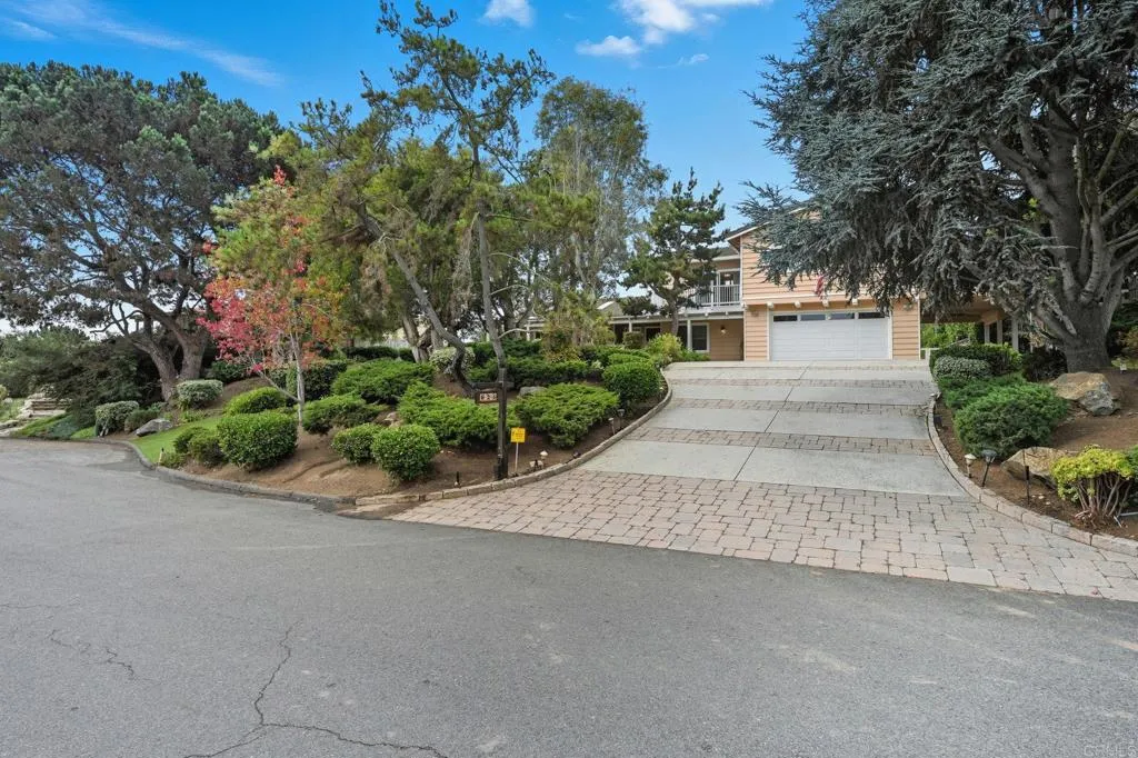 https://cdn.realtyfeed.com/cdn/127/306567438/5406a9e951dd442039381a4aa0aa2652.webp