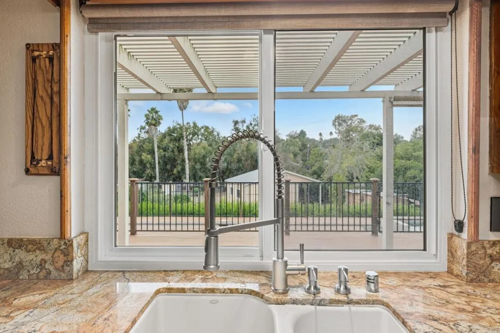 https://cdn.realtyfeed.com/cdn/127/306567438/5c609391e385b42de0a5a9d3bb37dbe1.webp