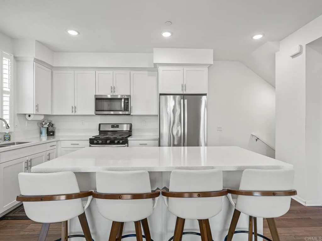 Photo #5: NDP2509989 Listing 