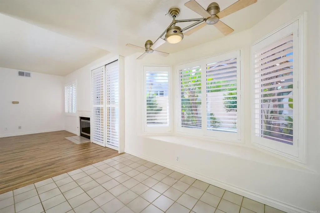 https://cdn.realtyfeed.com/cdn/127/306567516/7d1608154420004fed5aa15c344e3406.webp