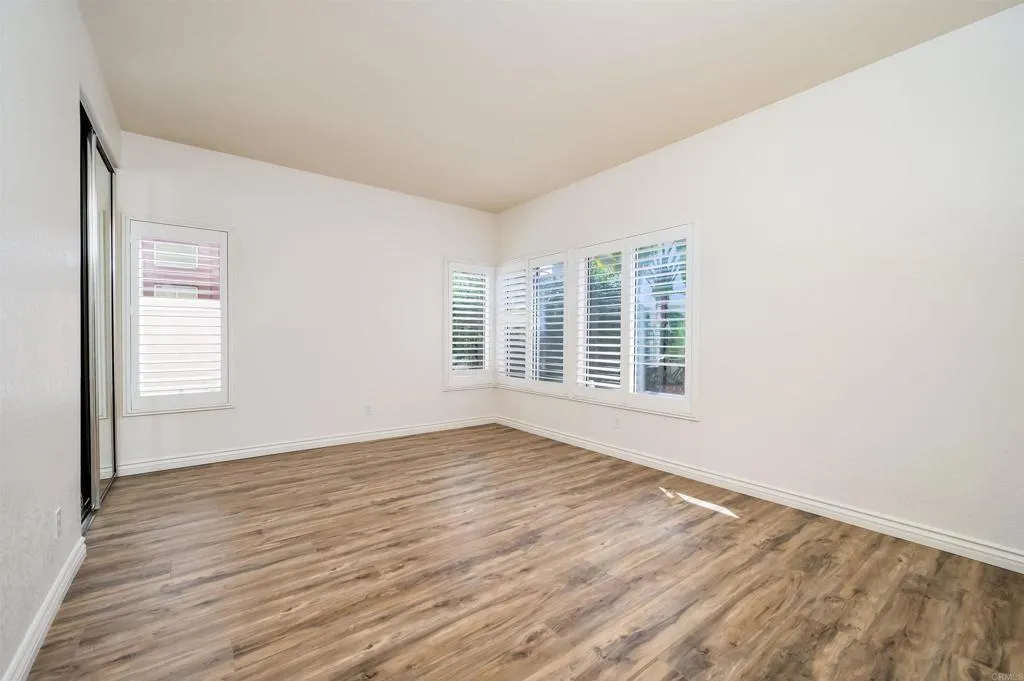https://cdn.realtyfeed.com/cdn/127/306567516/b46ba06f70527f1c9e41c7e6acc8264a.webp