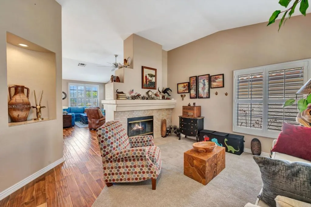 https://cdn.realtyfeed.com/cdn/127/306567559/c69bef655ae2f6999afc0d5a5651cf92.webp