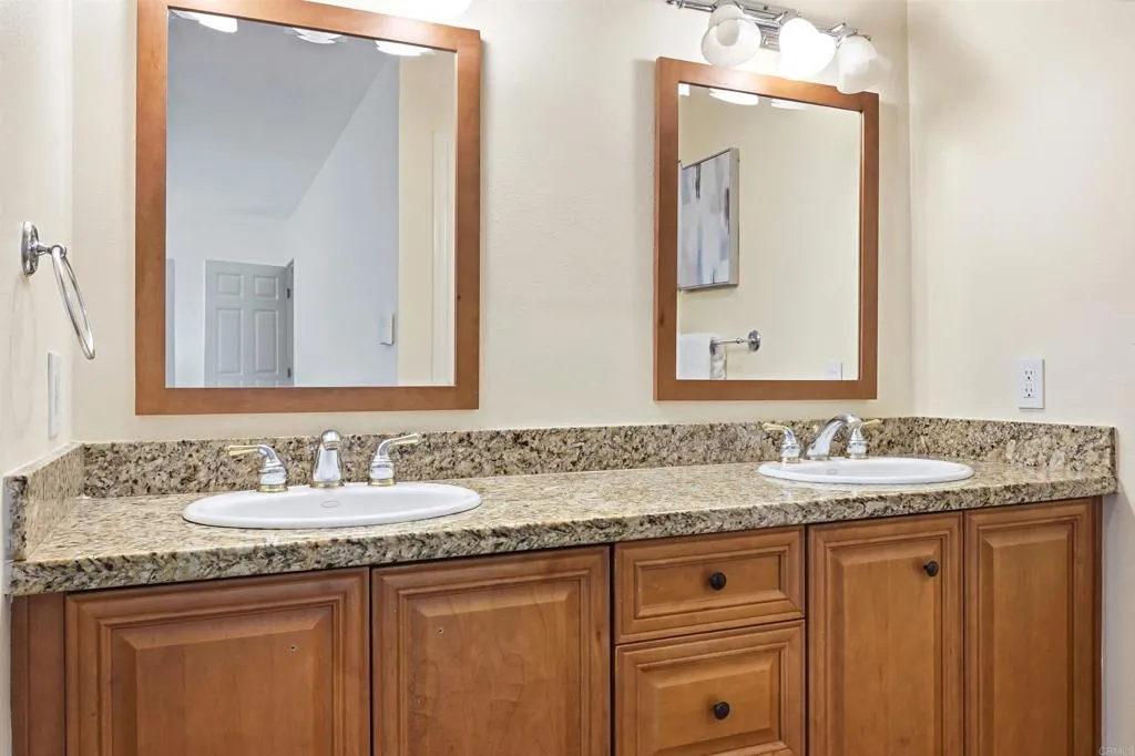 https://cdn.realtyfeed.com/cdn/127/306567570/37d030abcece7de28ee92af3466eb4b0.webp