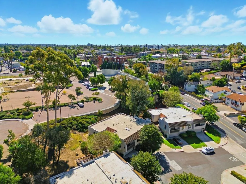 https://cdn.realtyfeed.com/cdn/127/306567570/5097deec148d60b36e539c7bab799592.webp