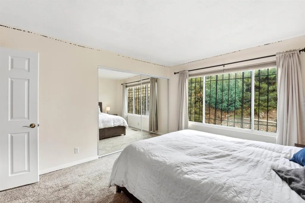 https://cdn.realtyfeed.com/cdn/127/306567570/eb805bd2051fcd7e9d88696ac901d38d.webp