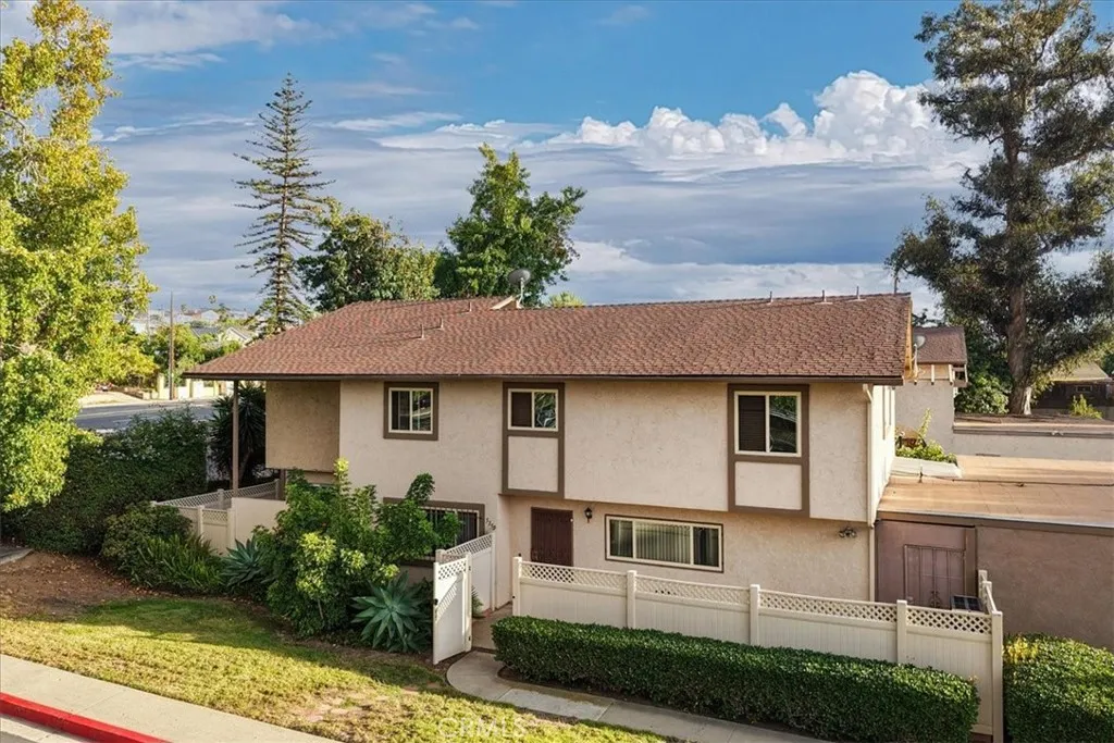 https://cdn.realtyfeed.com/cdn/127/306567578/167cf50d21381cfae98a70de62ac42b1.webp