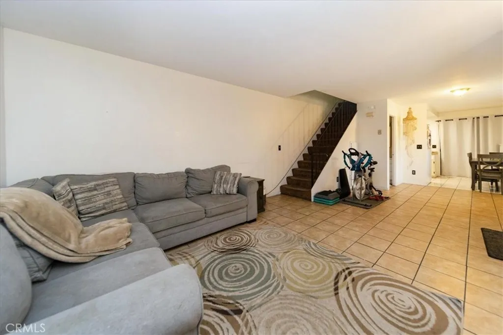 Photo #11: SW25240169 Listing: Photo #11