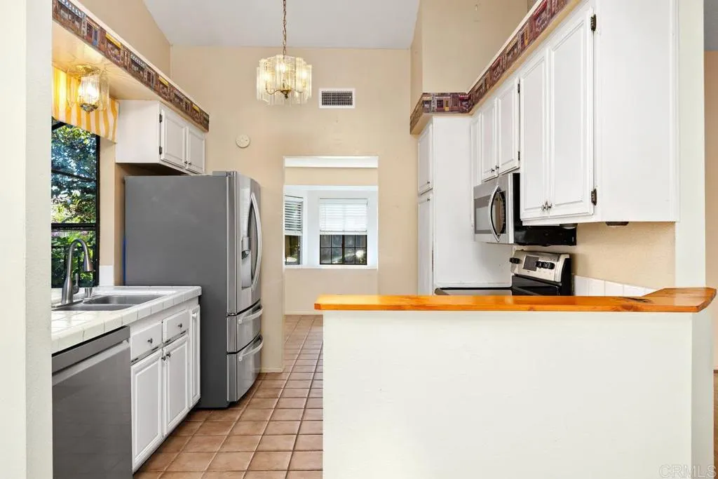 https://cdn.realtyfeed.com/cdn/127/306567586/dab5bc0dac8036e12b302af6119515cb.webp