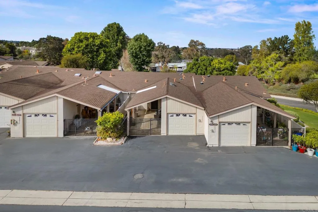 https://cdn.realtyfeed.com/cdn/127/306567590/23db6ed021e8b7eb84e1dbb17703e4e6.webp