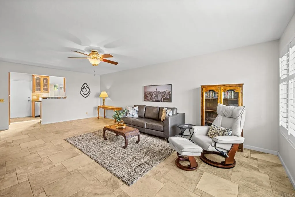 https://cdn.realtyfeed.com/cdn/127/306567590/b63d7801f1d7f14a947fa7d70bfe647f.webp