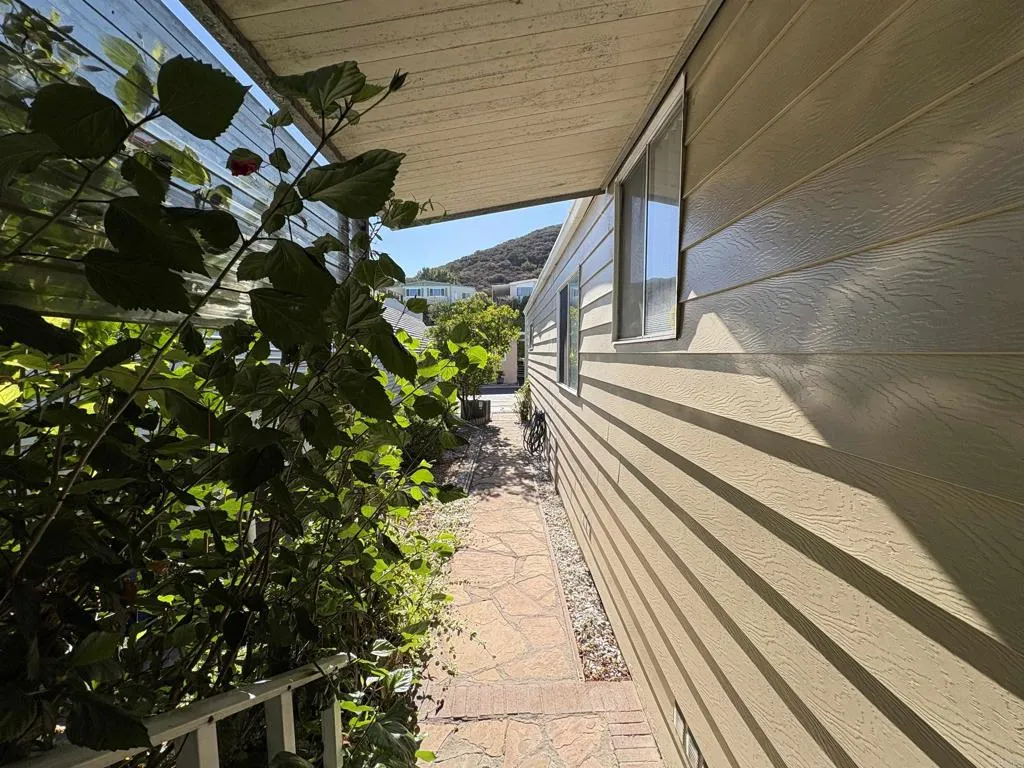 https://cdn.realtyfeed.com/cdn/127/306567614/835c98c3b5b39890b0fcfa4cceb6c0d8.webp
