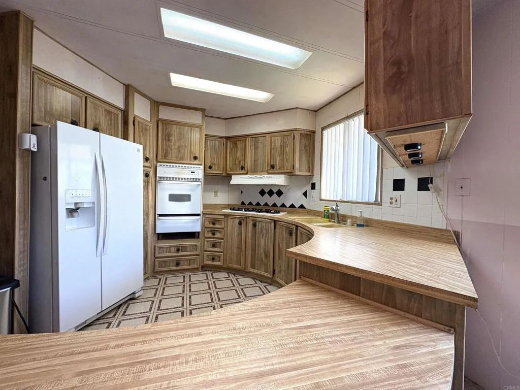 https://cdn.realtyfeed.com/cdn/127/306567614/bde2a9f2e52def4ccaa336d5509c957a.webp