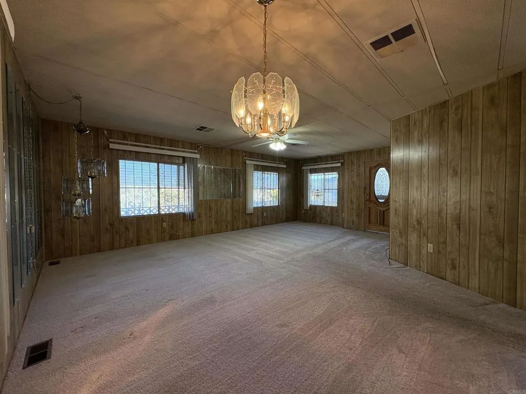 https://cdn.realtyfeed.com/cdn/127/306567614/d757350c818c617cfcc7fdcda77d6b28.webp