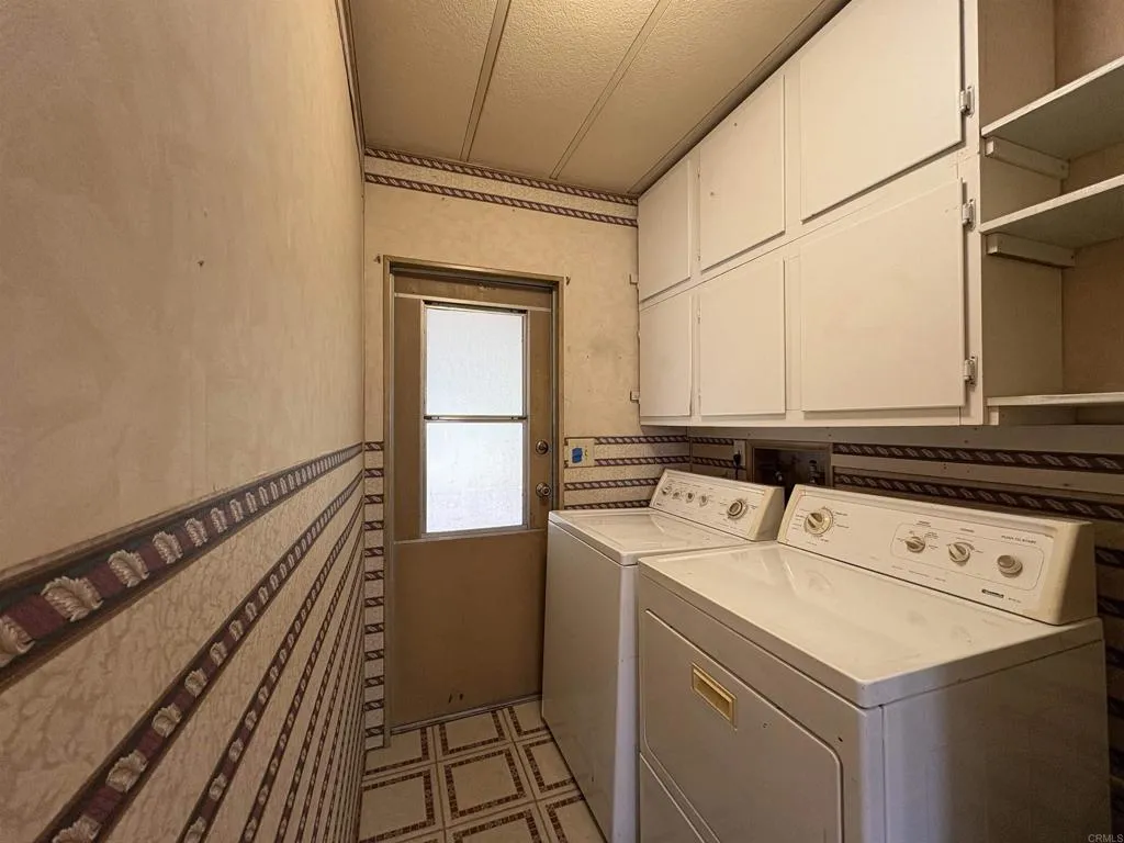 https://cdn.realtyfeed.com/cdn/127/306567614/f49c1f5121ace2898a4032a69f2b92d3.webp