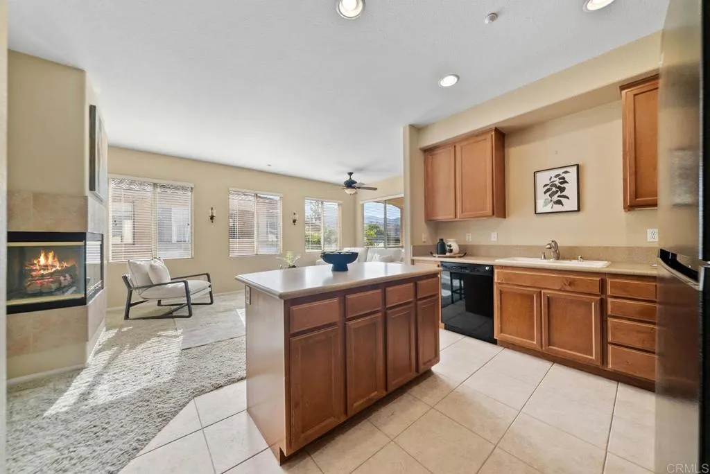 https://cdn.realtyfeed.com/cdn/127/306567632/8d708b1ecd394628814422d2ff9d7fe4.webp