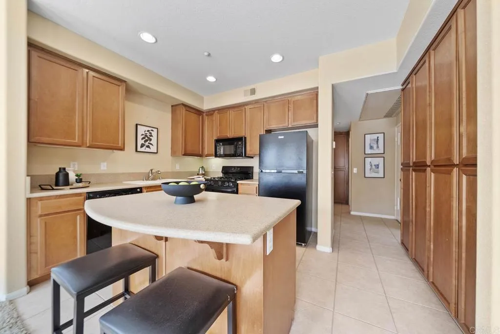 https://cdn.realtyfeed.com/cdn/127/306567632/a3c046eb89ed9a1c4fe29851d081295a.webp