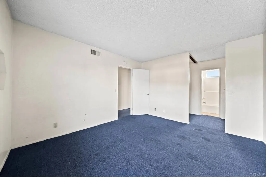 https://cdn.realtyfeed.com/cdn/127/306567646/216ab49da0a40fa2a70c261f7f6c65d7.webp