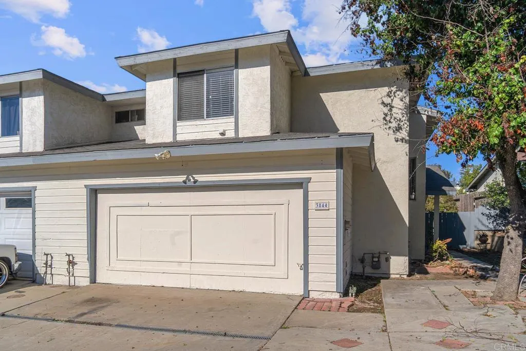 https://cdn.realtyfeed.com/cdn/127/306567646/437fb001d22530cc0e6ec07da05e4193.webp