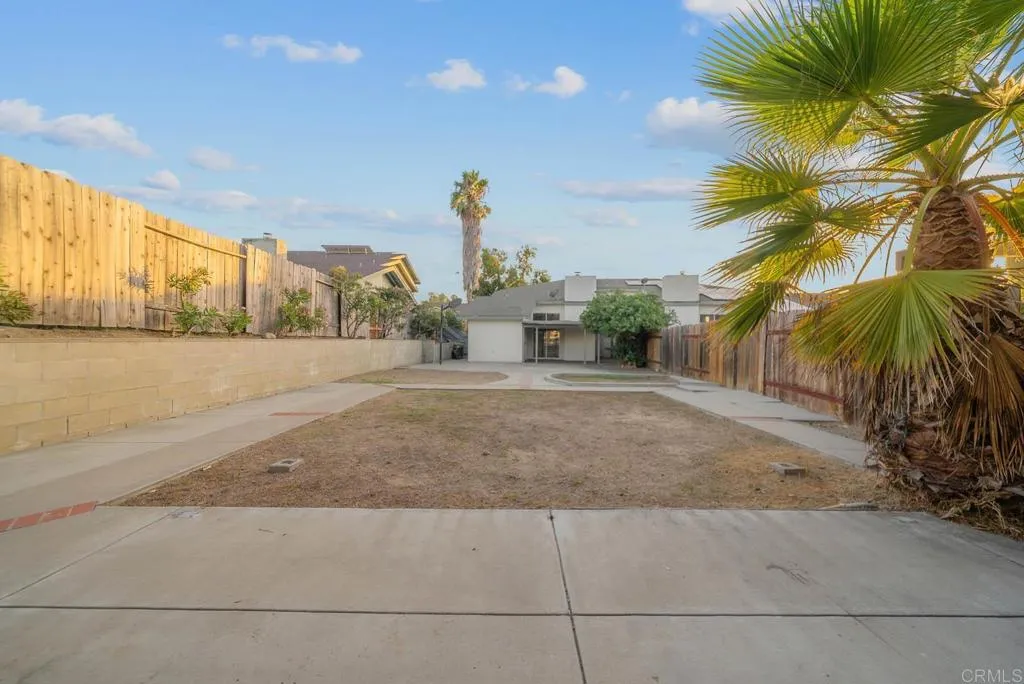 https://cdn.realtyfeed.com/cdn/127/306567646/af8cbddaeca317c8469515e675b8b70f.webp