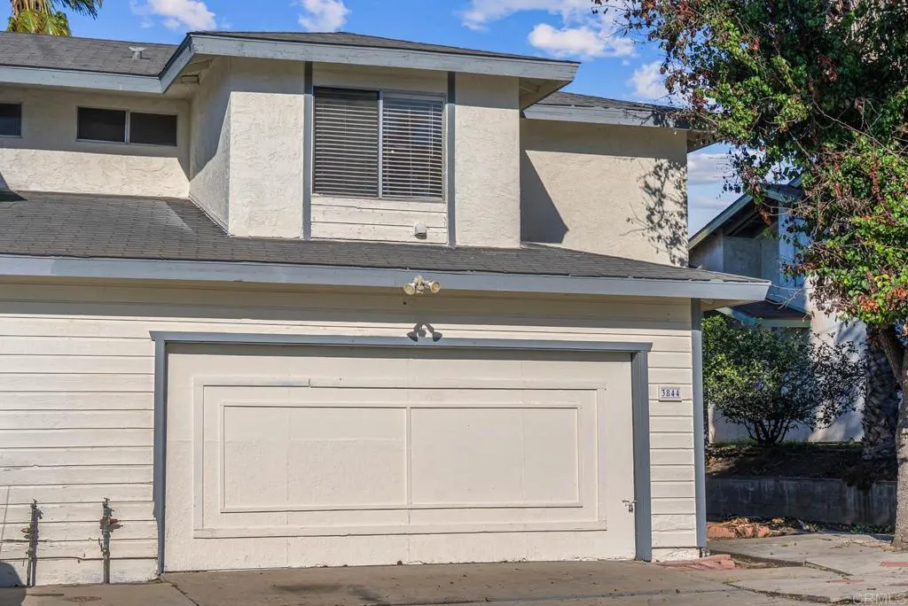 https://cdn.realtyfeed.com/cdn/127/306567646/ca031d7edc484c32c828b7d128b8a78c.webp