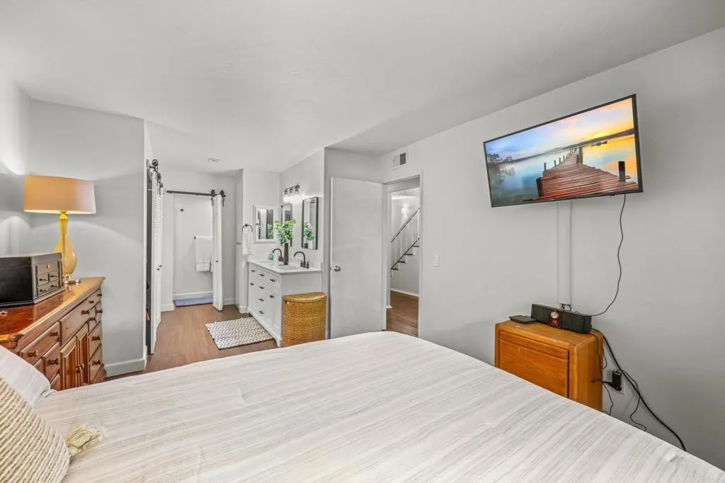 https://cdn.realtyfeed.com/cdn/127/306567647/44ca4afcdcecaf24dacb0d600faddf1e.webp