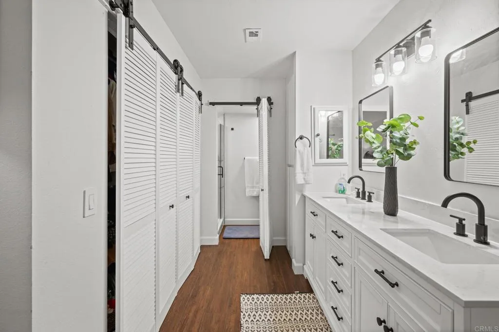 https://cdn.realtyfeed.com/cdn/127/306567647/668e247e8f4aa9c3fe4632bd577daa48.webp