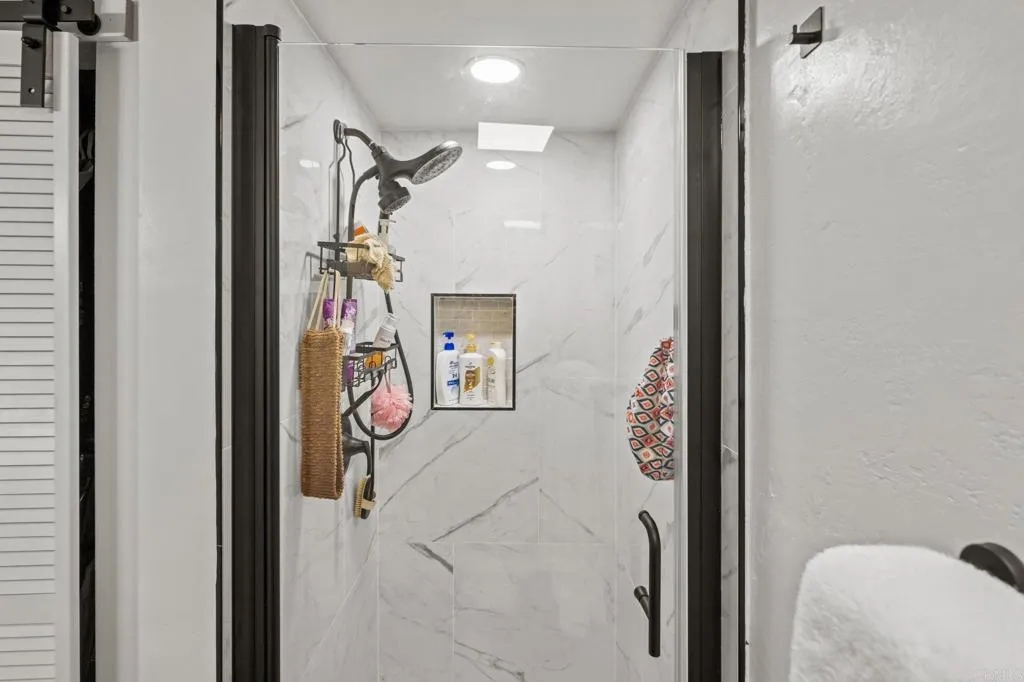 https://cdn.realtyfeed.com/cdn/127/306567647/8552fc1a359791040dfe5dec9fcb2753.webp