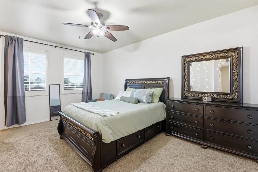 https://cdn.realtyfeed.com/cdn/127/306567690/7ba9b94c04a5dab45016bfd8d0499091.webp