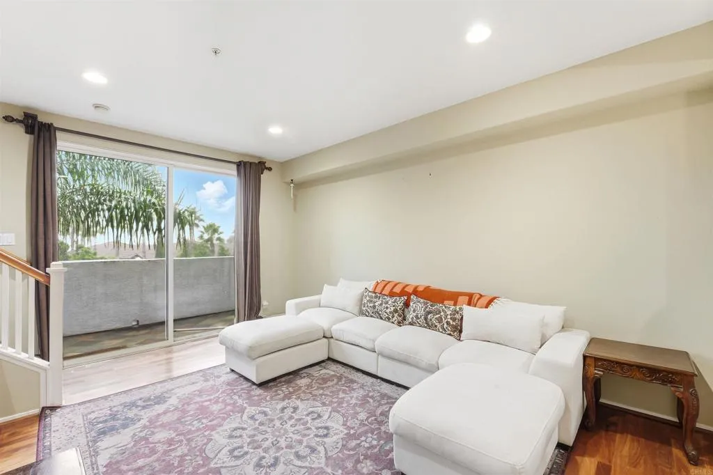 https://cdn.realtyfeed.com/cdn/127/306567690/9e3e1f1fef4e6054ad6e60df334b19fa.webp