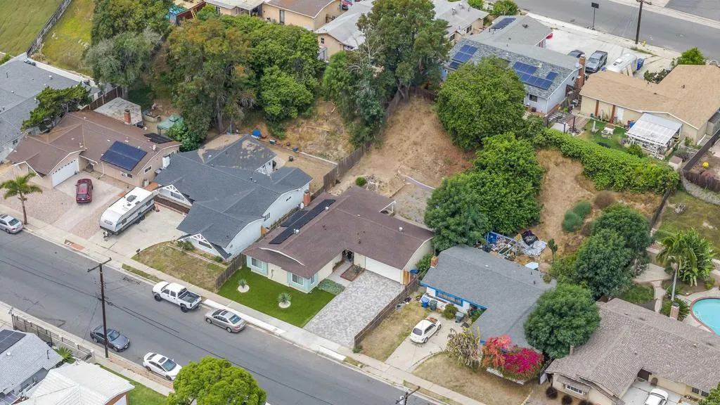 https://cdn.realtyfeed.com/cdn/127/306567701/f588e9b4cf1d00a9caeab4656b442068.webp