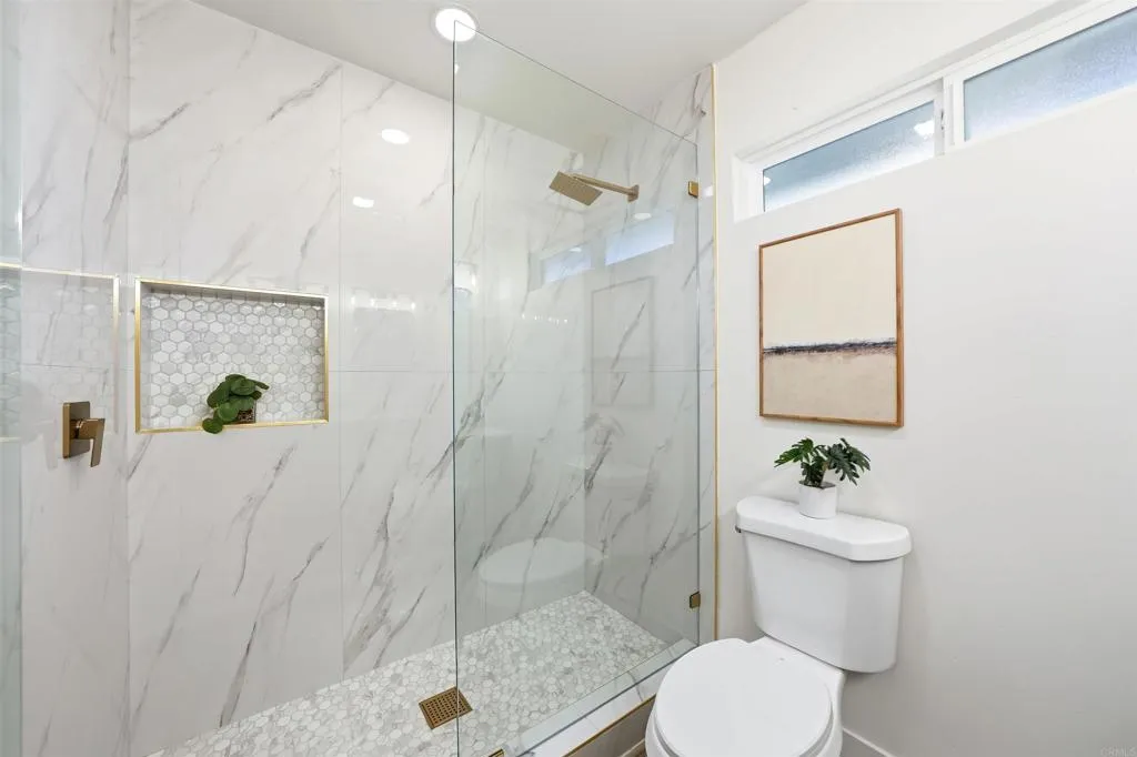 https://cdn.realtyfeed.com/cdn/127/306567704/5102e3373f123e0eb28ade0b2a5613b0.webp
