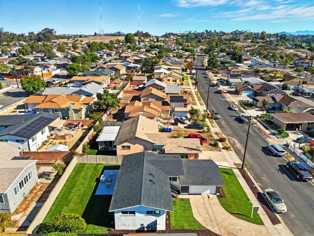 https://cdn.realtyfeed.com/cdn/127/306567704/771a57950009be7343450dd69f5c3145.webp