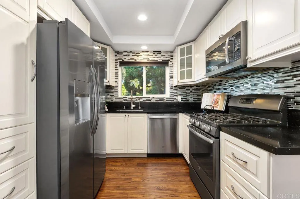 Photo #12: NDP2510008 Listing: Photo #12