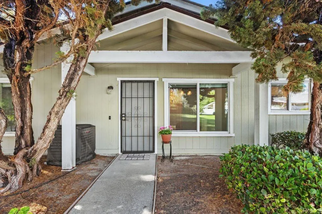 Photo #4: NDP2510008 Listing: Photo #4