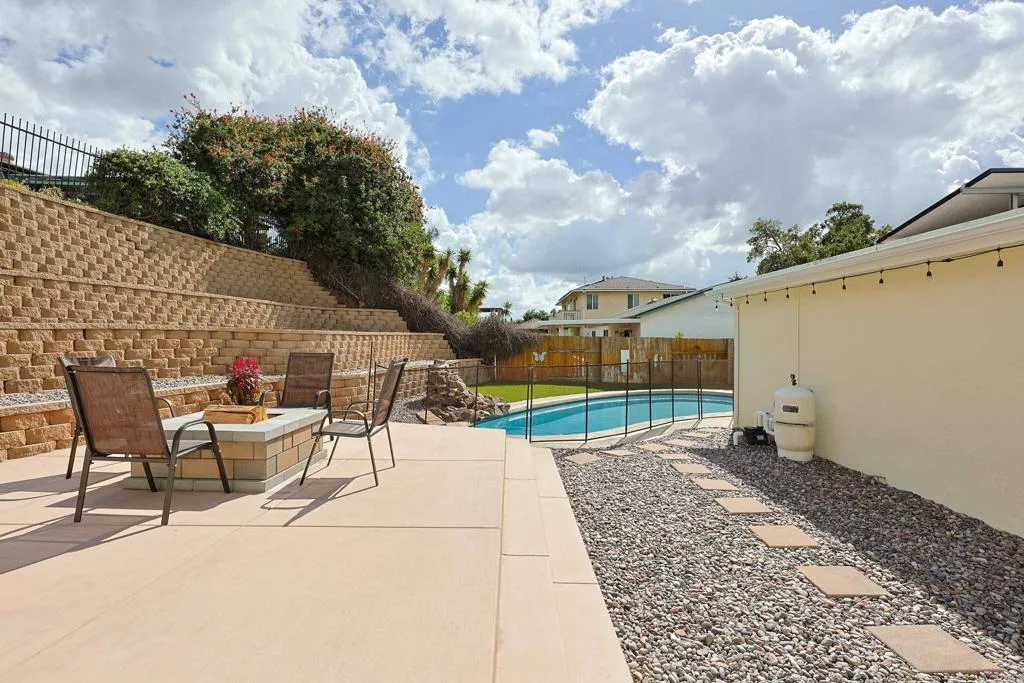 https://cdn.realtyfeed.com/cdn/127/306567742/1ca608d3172975bff32800b505f6487d.webp
