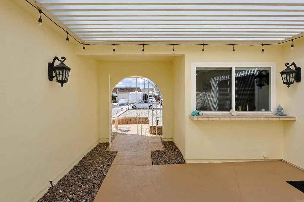 https://cdn.realtyfeed.com/cdn/127/306567742/e7aa727761520c8b67eacd26b1318d9e.webp