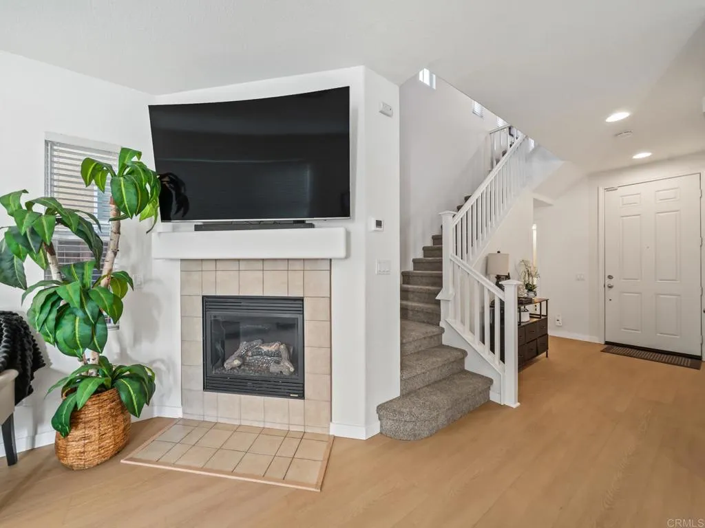 https://cdn.realtyfeed.com/cdn/127/306567769/d297854ac78a9c139be36b0a381c8898.webp