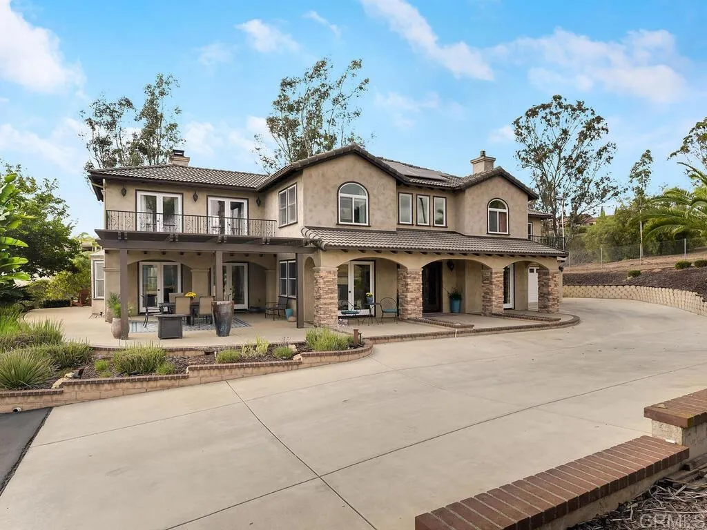 https://cdn.realtyfeed.com/cdn/127/306567805/199d2e49ccfc339b2616f616ab5e9305.webp