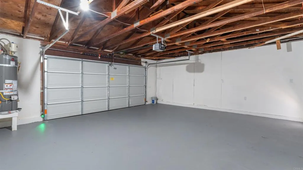 https://cdn.realtyfeed.com/cdn/127/306567830/47f118c5d19e552aebfd8098f6199d63.webp
